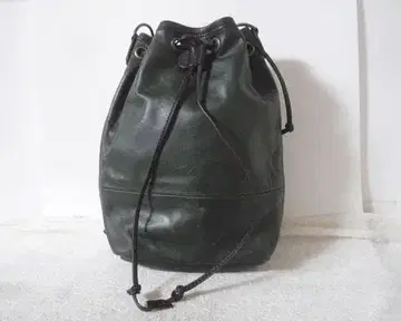 더블 그린 다크 브라운 복조리형 사선 숄더백