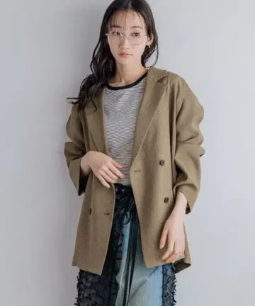 홉색 자켓 브라운