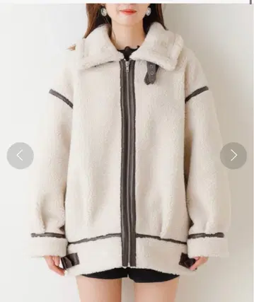 Chico 무스탕풍 플라이트 자켓