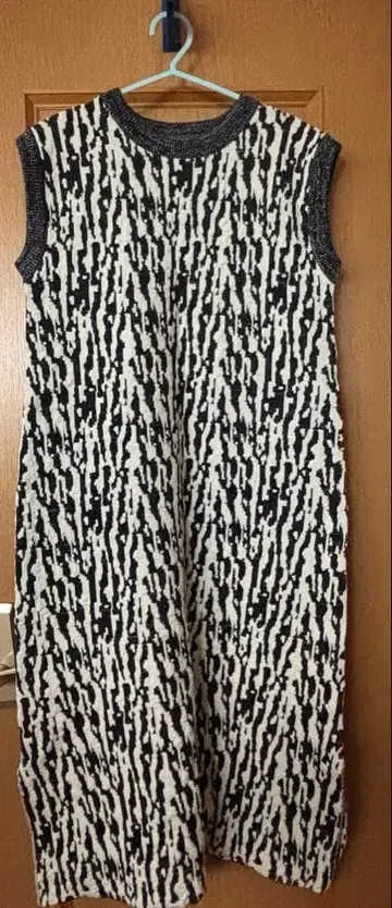 YAMADAYA 슬리브리스 니트 원피스 택 포함