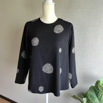 시선당 도트 무늬 긴팔 풀오버