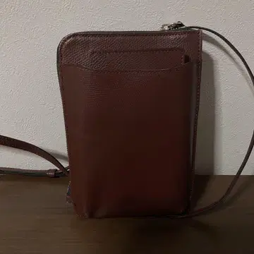 개점 세일 사용 며칠 새상품급 에포이 엠엠 가죽 스마트폰 숄더백