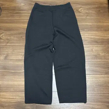 UNIQLO C 맨투맨 미사용