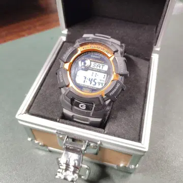CASIO G-SHOCK 블랙/오렌지