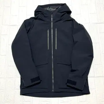 유니클로 하이브리드 다운 후드티 (3D 컷) M