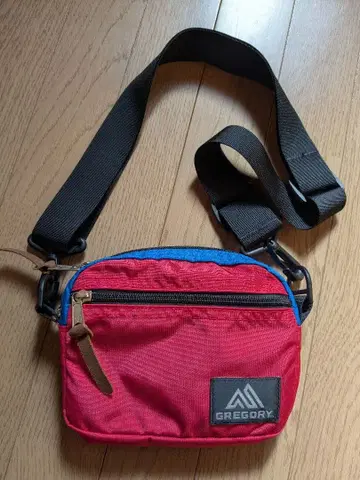 그레고리 x 프릭스스토어 한정판 콜라보 백 새상품급 멀티 컬러