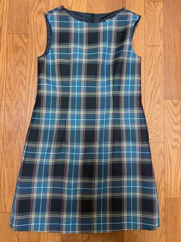 투 비. 바이 아그네스 베. 체크 무늬 슬리브리스 원피스