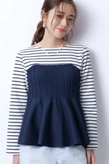 미사용 JUSGLITTY 재스그리티 티셔츠 레이어드 니트