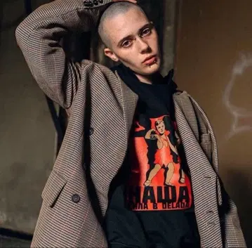 delada L 사이즈 포스터 프린트 후드티