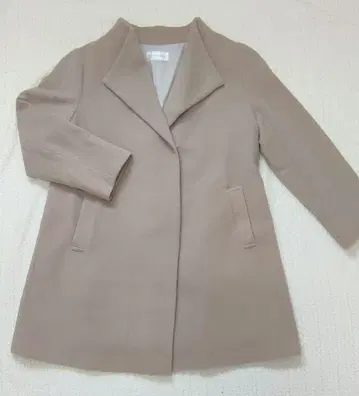 민트브리즈 베이지 울 코트