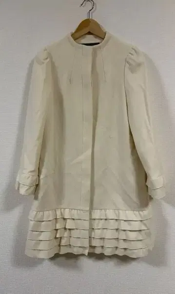 하자품 새상품급 M'S GRACY 프릴 노카라 코트 울 혼방 38