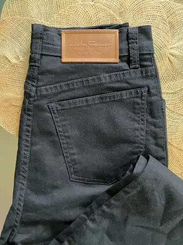 Salvatore Ferragamo 다크 네이비 팬츠 US 6