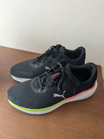 푸마 스니커즈 사이즈 28cm