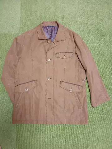 GoldenBear 브라운 버튼식 자켓