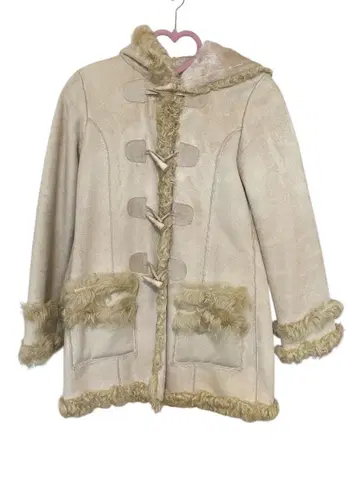 졸리 부티크 졸리 데이즈 베이지 무스탕 코트