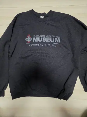 Hanes XL 스웨트 셔츠 블랙 U.S. Army Museum