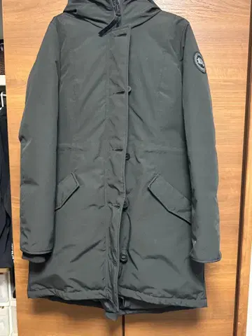 Canada Goose Arctic Program 블랙 다운 자켓