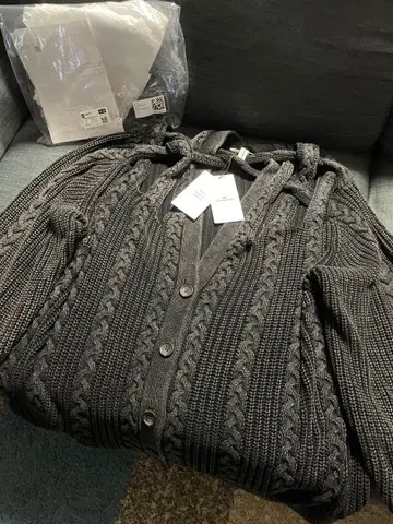 H&M GLENN MARTENS 콜라보 케이블 니트 가디건