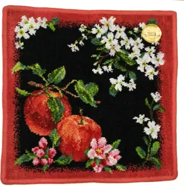 새상품 페이러 손수건 한정품 포시즌즈 사과 윈터 클로버