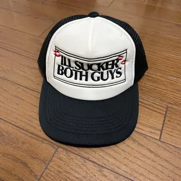 ILL SUCKER BOTH GUYS 트래커 햇