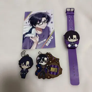 컬러풀 피치 모후 군 키링, 시계, 브로마이드 세트