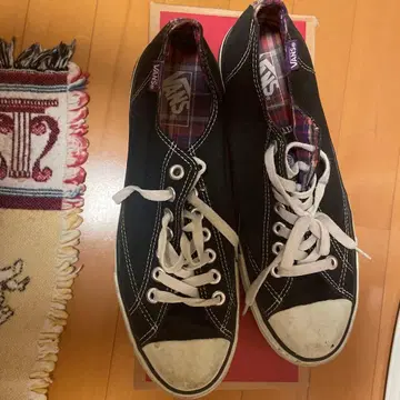 Vans 블랙 로우컷 스니커즈 컨버스