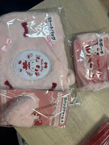 헬로키티 토트백 파우치 백참 라스트 원 세트