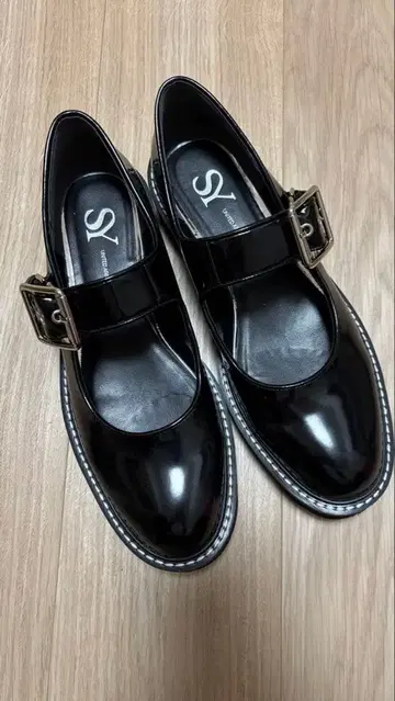 새상품급 유나이티드 애로우즈 SY 멜리 제인 플랫