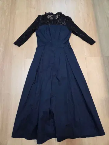 네이비 레이스 드레스 긴팔 파티 식사