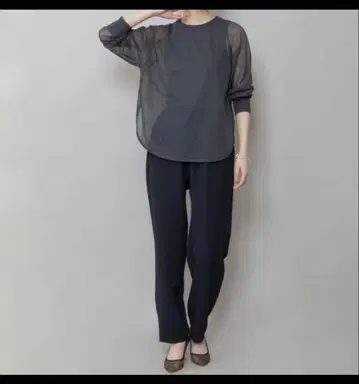 Munich 뮤닉 시어 니트 라운드 헴 풀오버