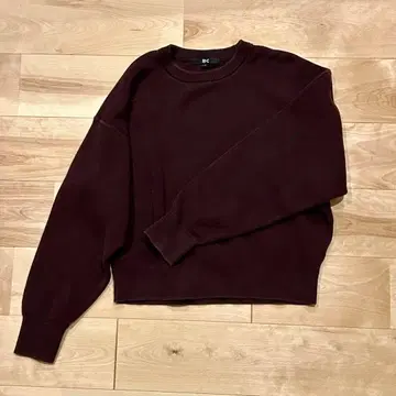 유니클로 CPJ 스무스 코튼 크루넥 스웨터 와인