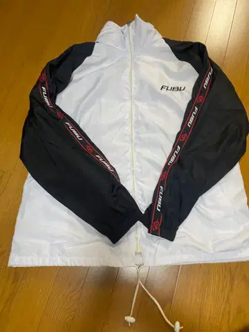 FUBU SPORTS 후부 나일론 자켓 L 화이트 계열 빅 로고
