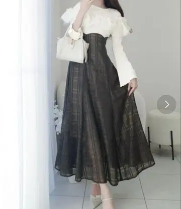 mily bilet 튤 프릴 디자인 도킹 원피스 (롱 기장)