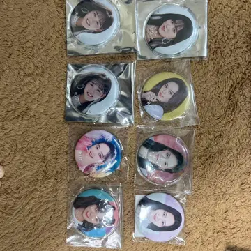 K-POP 아이돌 캔뱃지 8개 세트