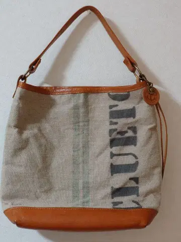 크루트 고베 린넨과 천연 가죽 숄더백