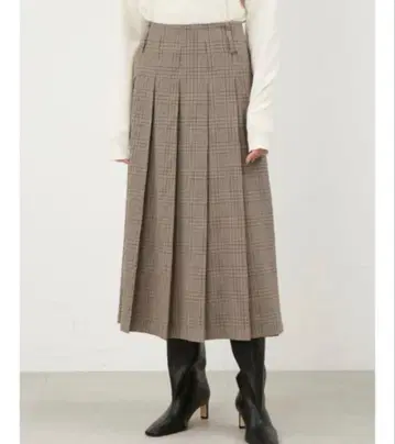 새상품급 Mila Owen 벨트 루프 체크 무늬 플리츠 스커트 무릎 기장
