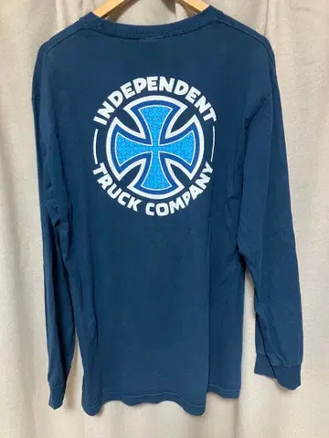 Independent Truck Company 긴팔 티셔츠