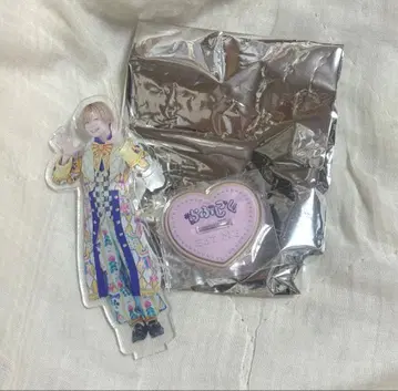 러브식 사츠키 클립 포함 아크릴 스탠드