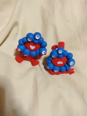 미야쿠미야쿠 캡슐 토이 카이요도