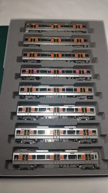 KATO JR 서일본 323계 LS19 편성 8량 세트