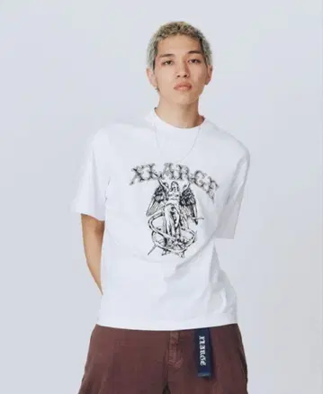 XLARGE 화이트 T셔츠 그래픽 프린트