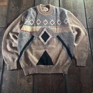 구제 의류 울 니트 불스아이 베이지 노르딕 스웨터 L 홍콩제
