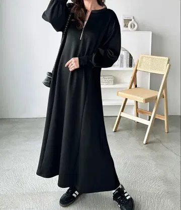 편안하고 날씬해 보이는 앞뒤 2WAY 하프 지퍼 원피스