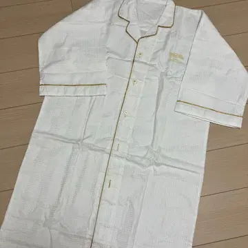 미사용 새상품 도쿄 베이 코트 남녀 공용 나이트 웨어