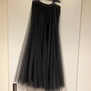 그랜드 테이블 샤샤 스커트 그레이 F 사이즈