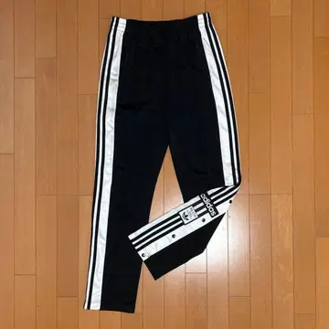 adidas 아디블레이크 팬츠