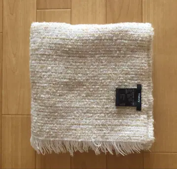 theory 띠어리 베이지 계열 머플러