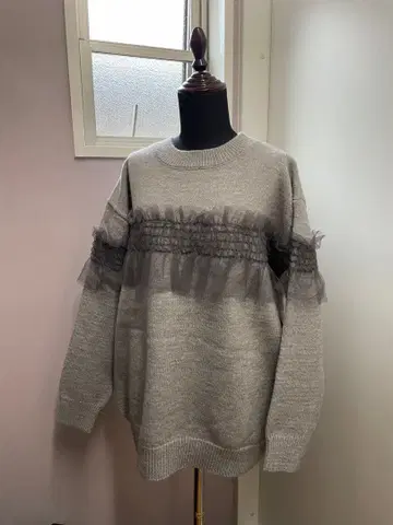 미사용 새상품 [ OLIVE des OLIVE ] 레이스 디자인 니트