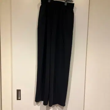 저널 스탠다드 블랙 폴리에스테르 슬랙스