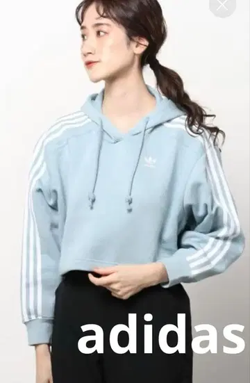 adidas 클래식 크롭 후드티